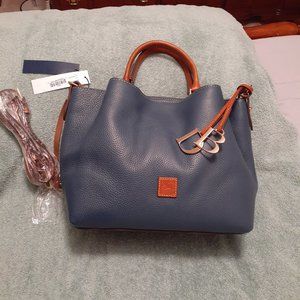 Dooney & Bourke Lg BARLOW leather shoulder bag NWT